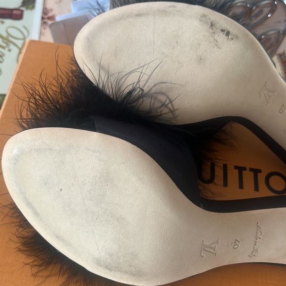 NEW Louis Vuitton Marilyn mule high heels black fur and satin size 40 AUTHENTIC - Picture 9 of 16